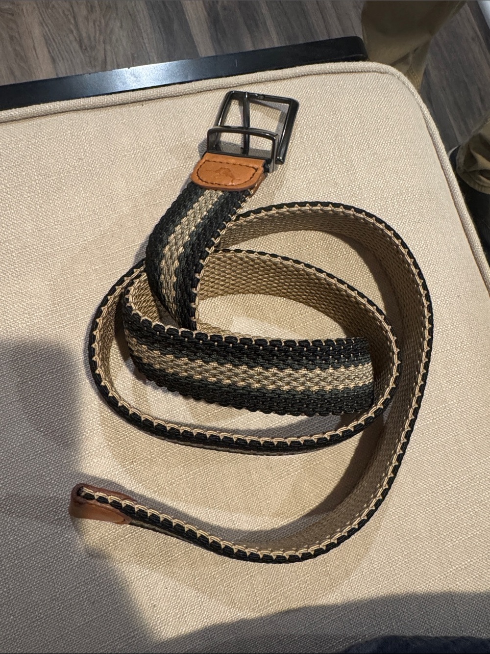 Tommy bahama reversible Woven Stripe Men's Casual Belt - Black & Tan 48”